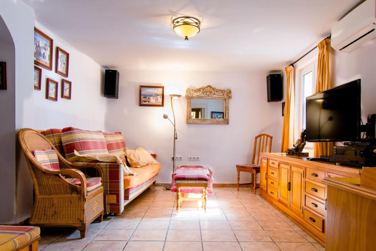 네르하 Casa Charlotte 아파트 외부 사진